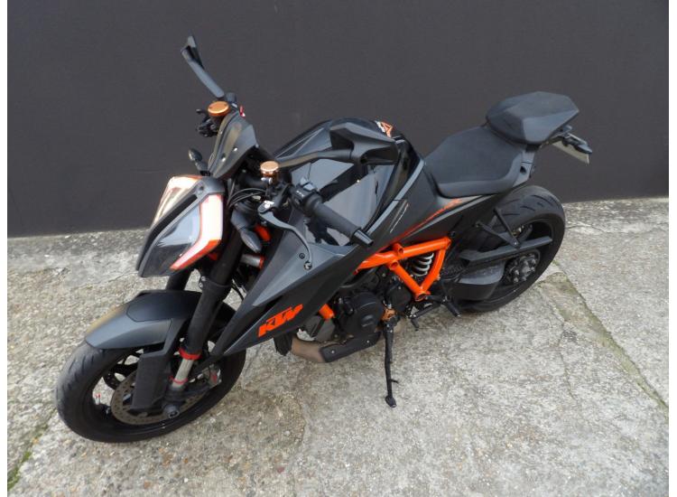 KTM 1290 SUPER DUKE R SUPERDUKE 1290 R TECHPACK