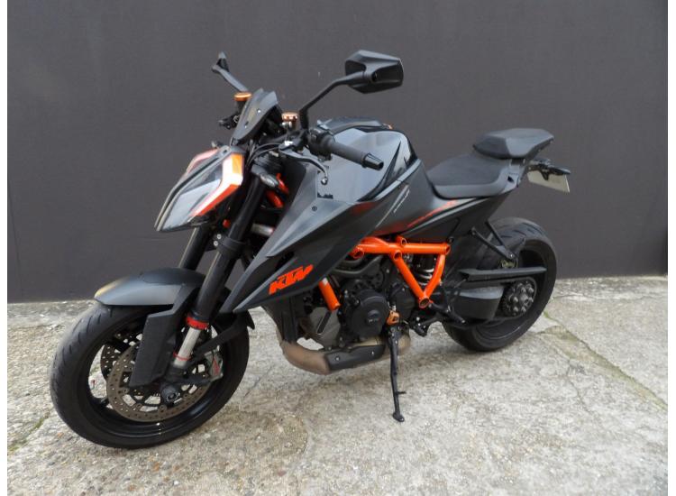 KTM 1290 SUPER DUKE R SUPERDUKE 1290 R TECHPACK