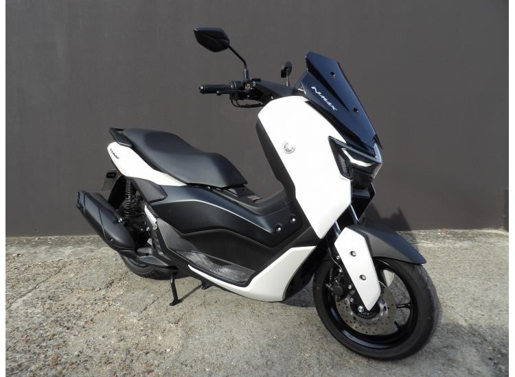 YAMAHA NMAX 125