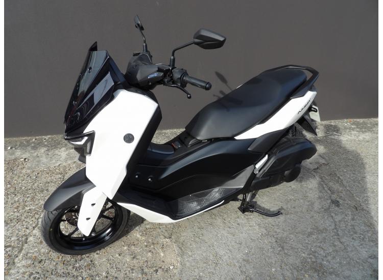 YAMAHA NMAX 125