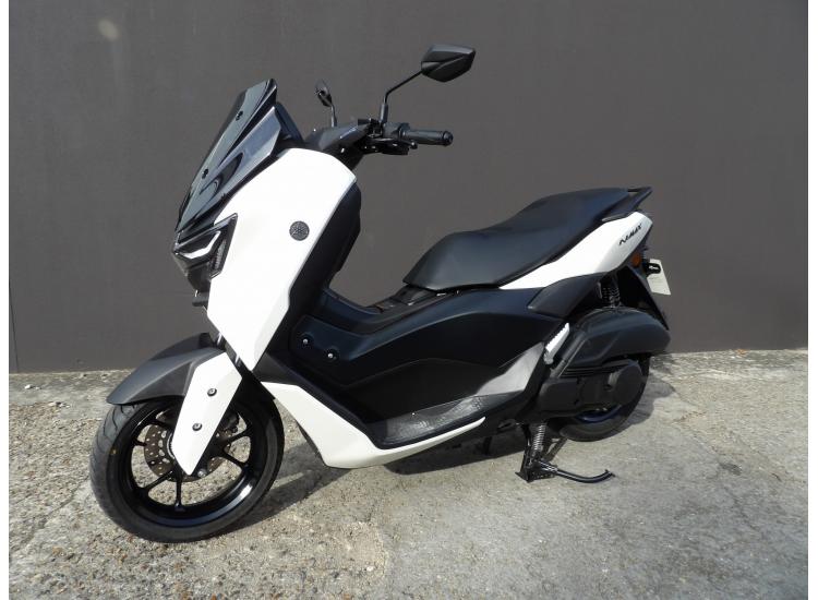YAMAHA NMAX 125