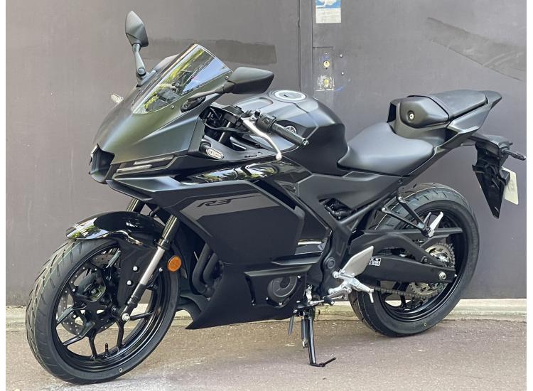 YAMAHA YZF-R3 2025 - LOA POSSIBLE - GARANTIE CONSTRUCTEUR