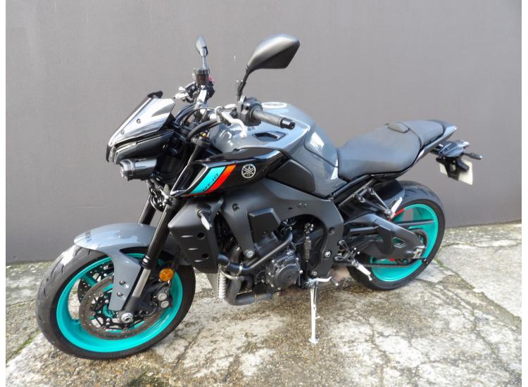 YAMAHA MT-10 MT10 MT 10