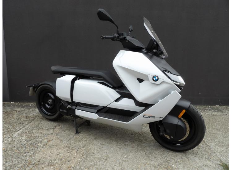BMW CE 04